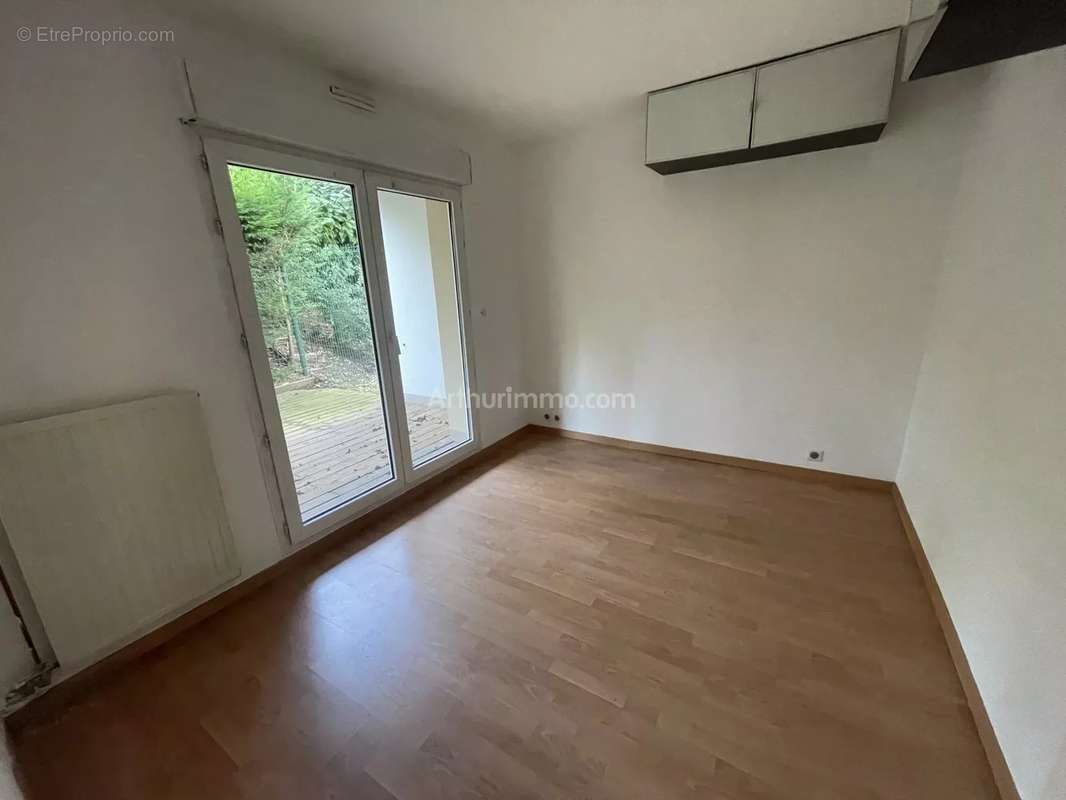 Appartement à SAINT-GERMAIN-LES-CORBEIL