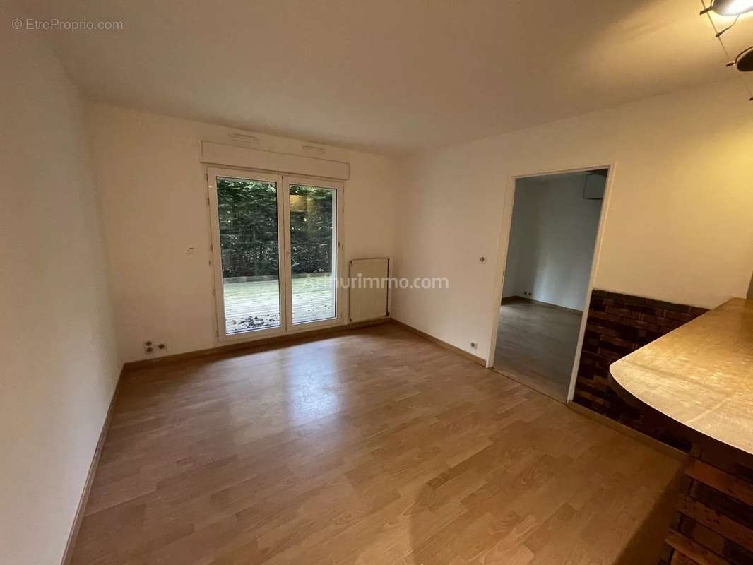 Appartement à SAINT-GERMAIN-LES-CORBEIL