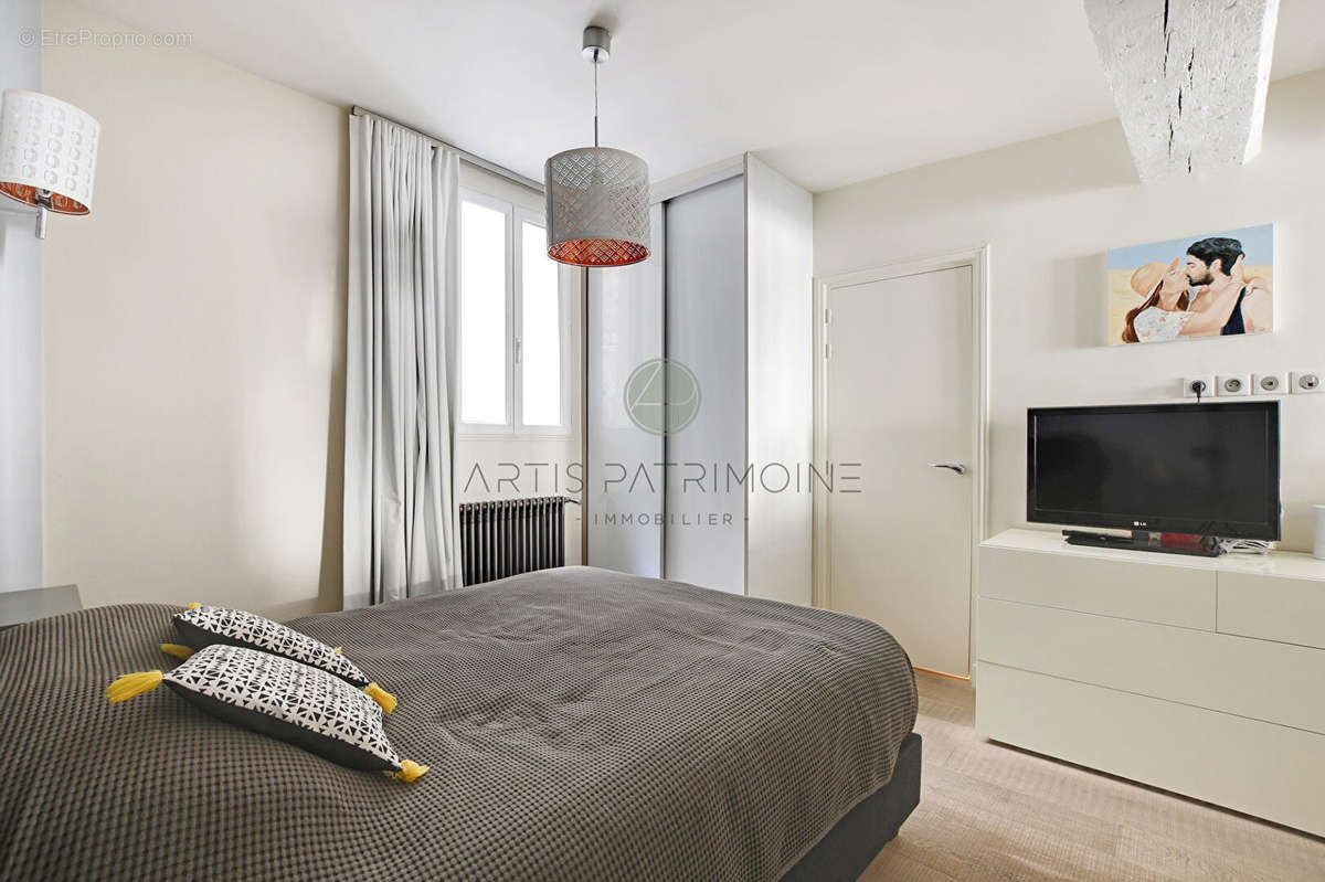 Appartement à PARIS-6E