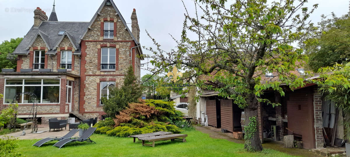 Maison à SAINT-MARTIN-DU-TERTRE