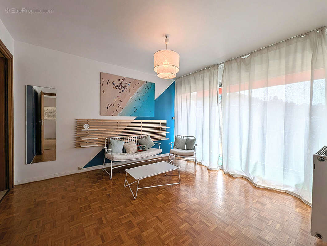 Appartement à AIX-LES-BAINS