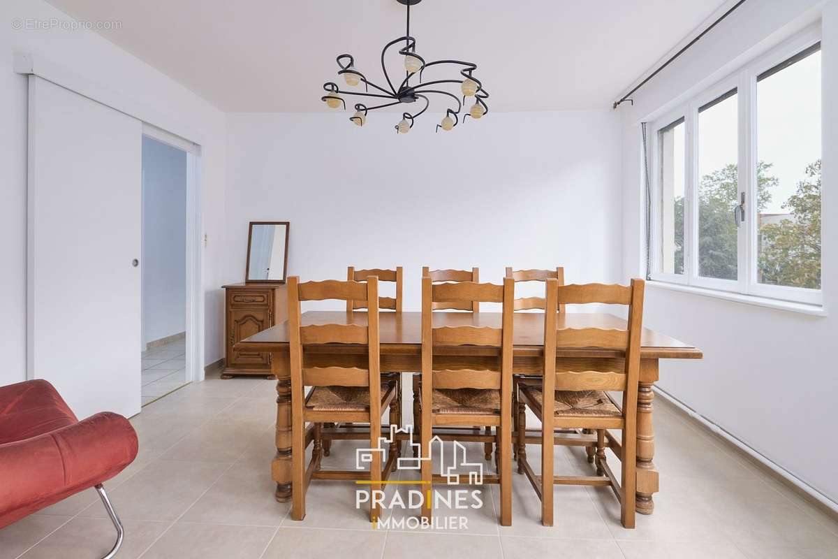 Appartement à LYON-8E