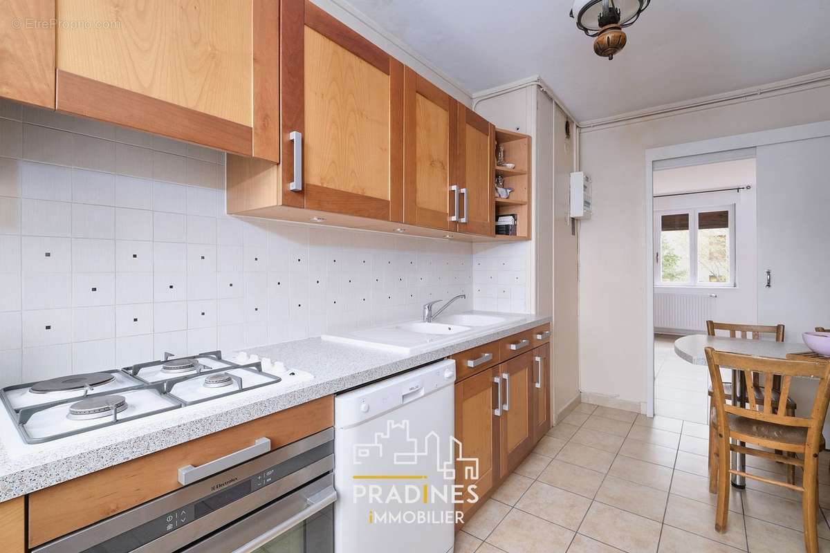 Appartement à LYON-8E