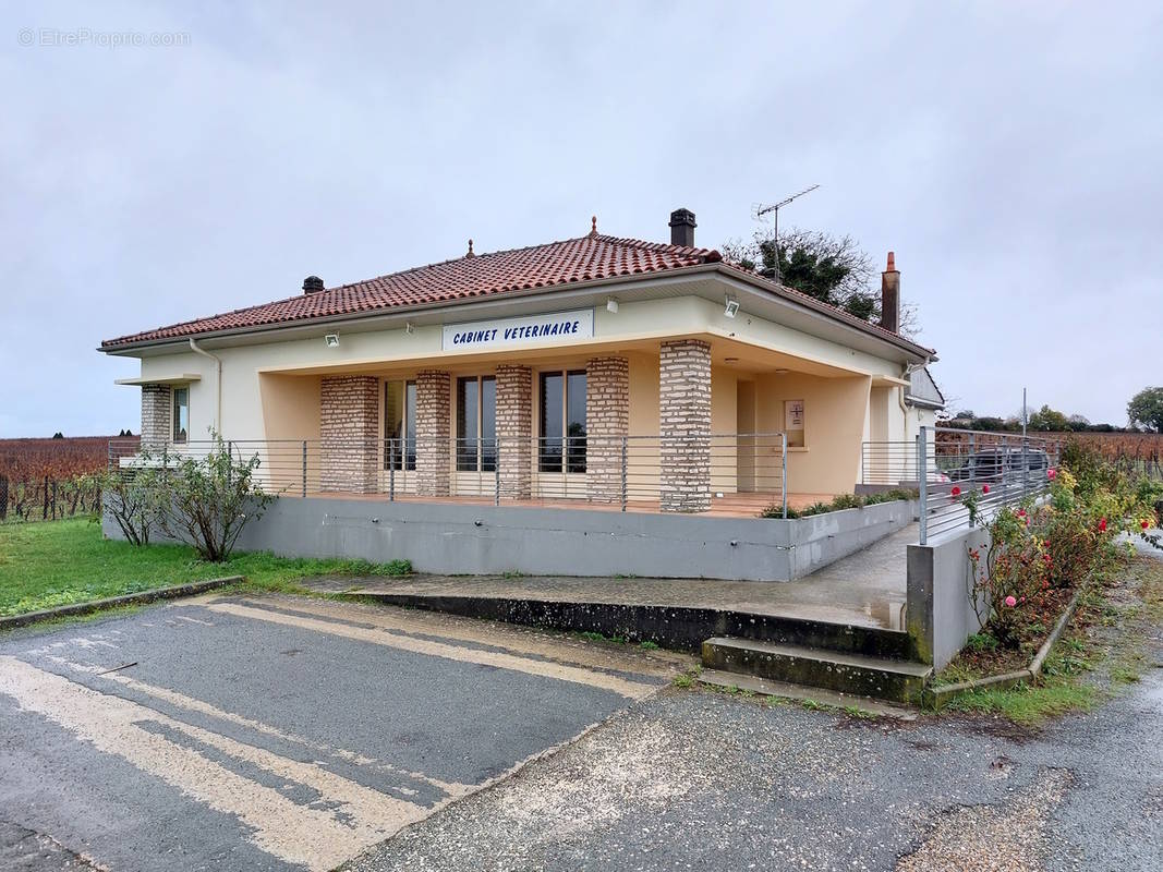 Maison à SAINT-EMILION