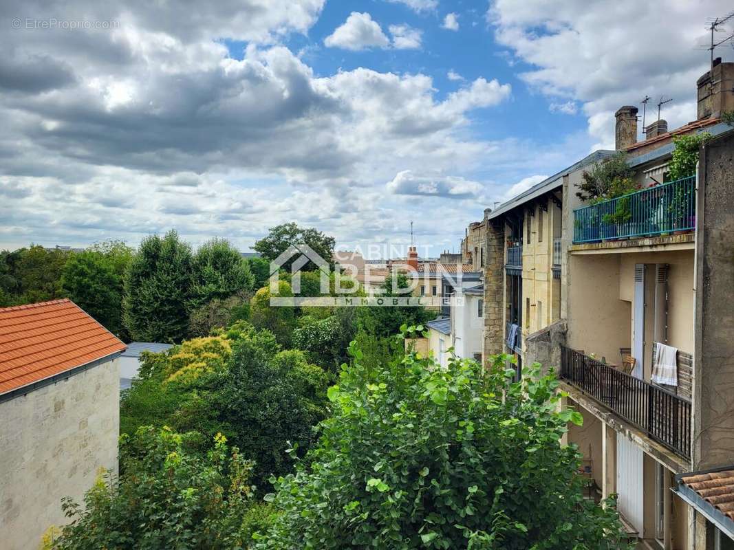 Appartement à BORDEAUX