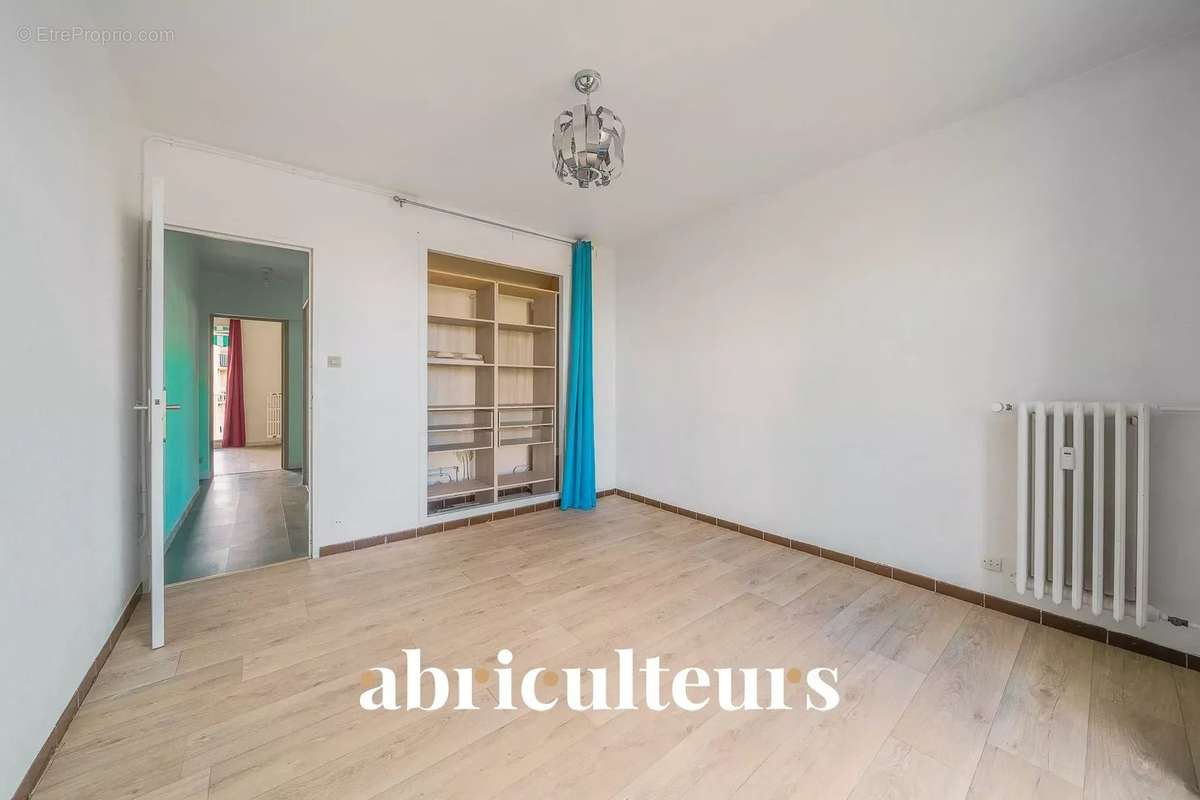 Appartement à MARSEILLE-13E