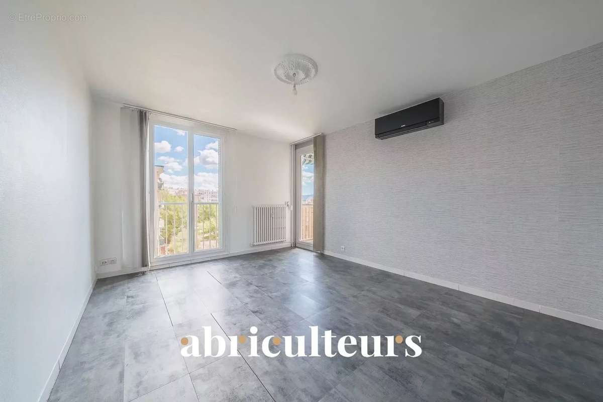 Appartement à MARSEILLE-13E