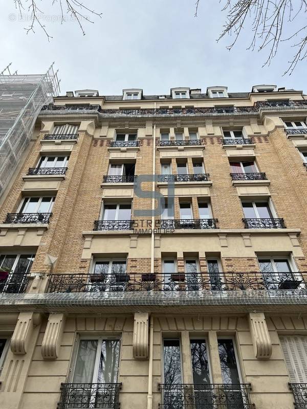 Appartement à PARIS-20E