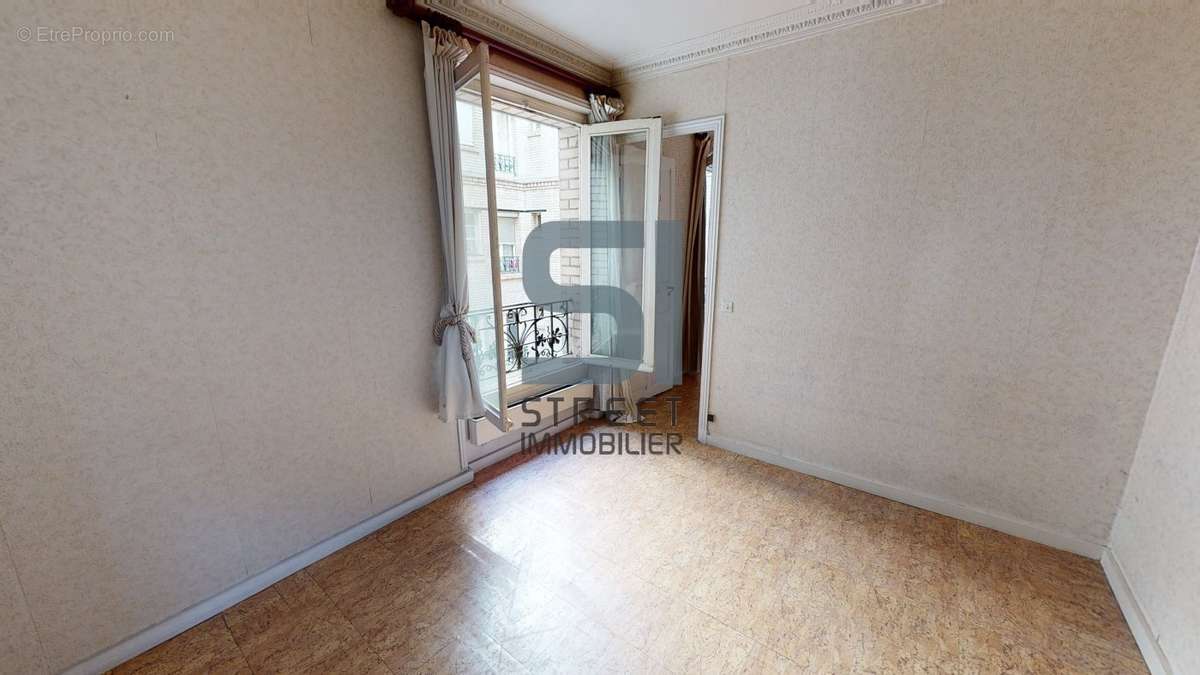 Appartement à PARIS-20E