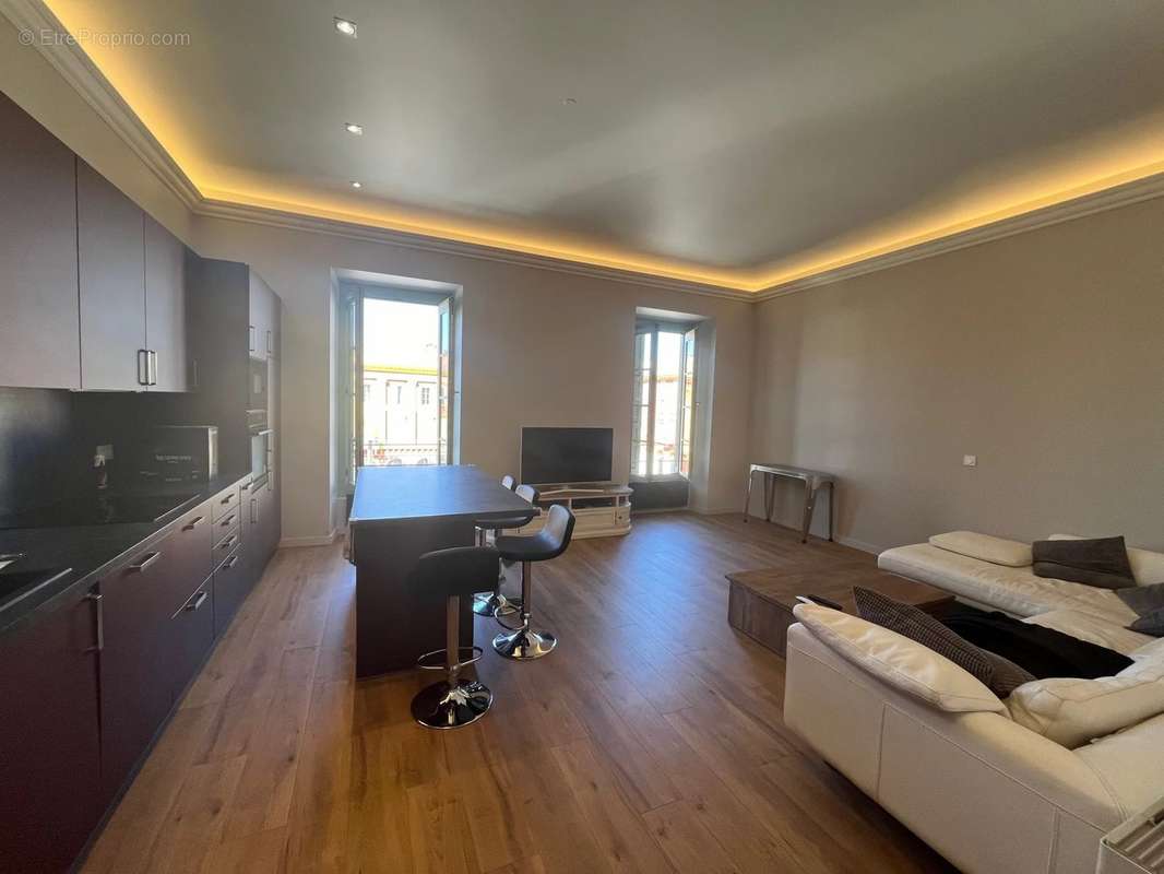 Appartement à NICE