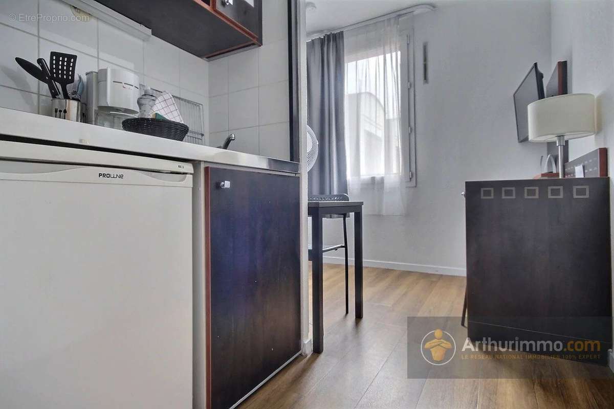 Appartement à CHARENTON-LE-PONT