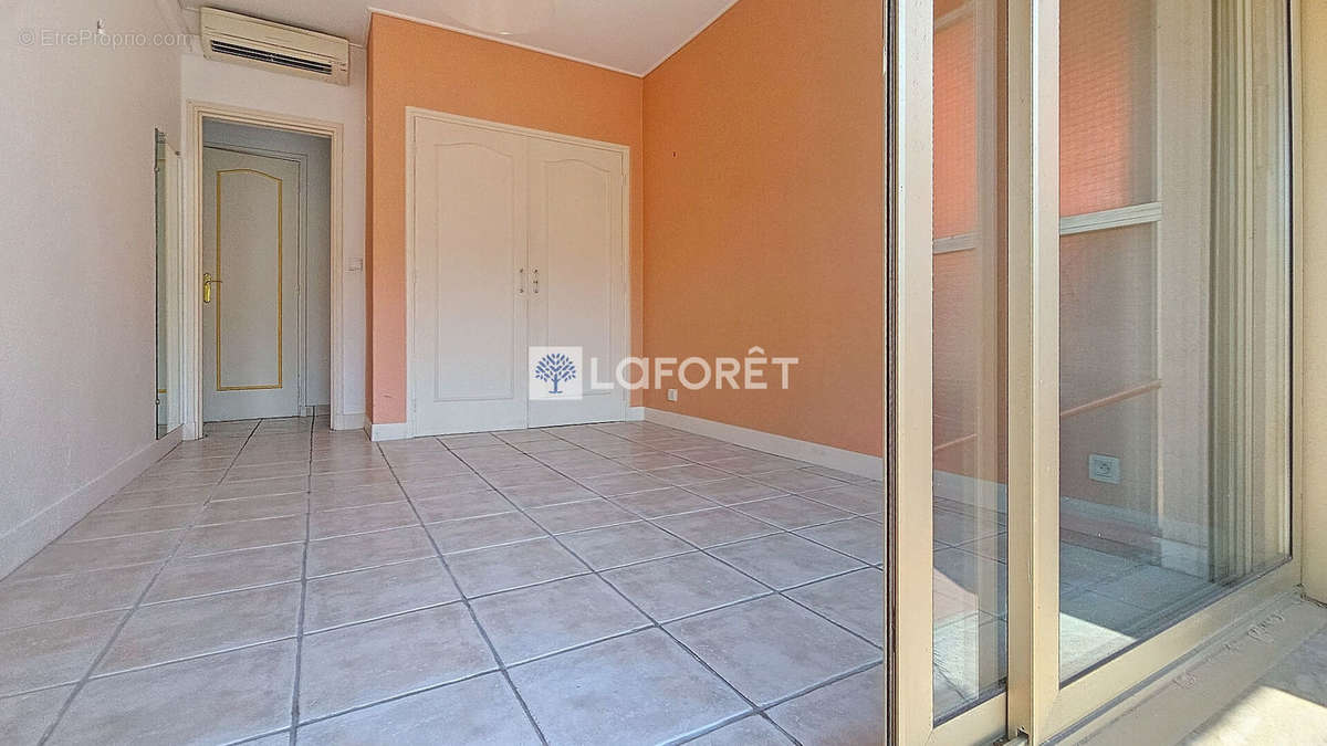 Appartement à CAGNES-SUR-MER