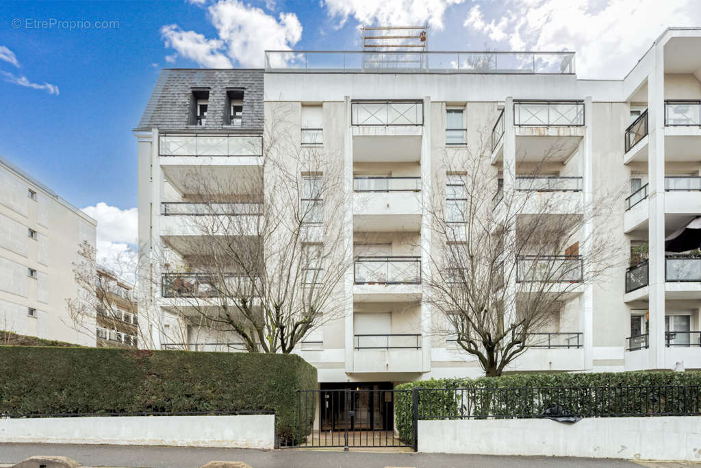 Appartement à NOGENT-SUR-MARNE