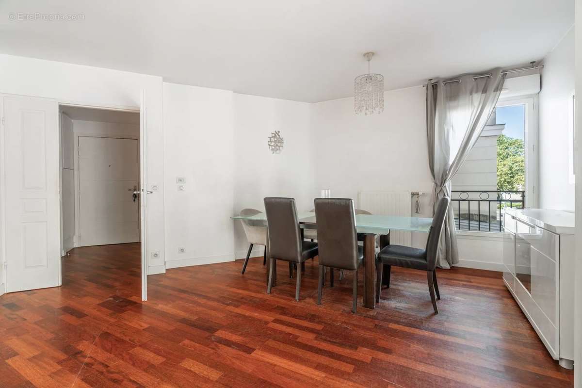 Appartement à MAISONS-ALFORT