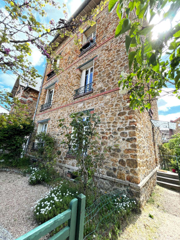 Appartement à MAISONS-LAFFITTE