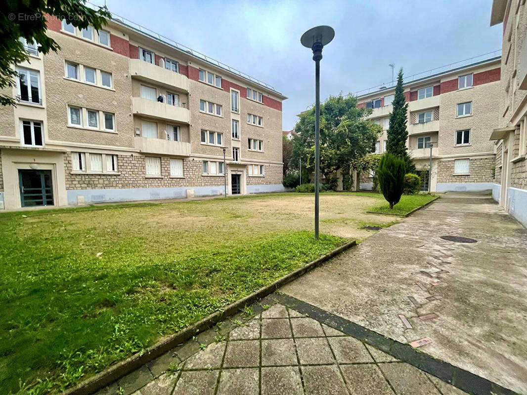 Appartement à CHAMPIGNY-SUR-MARNE