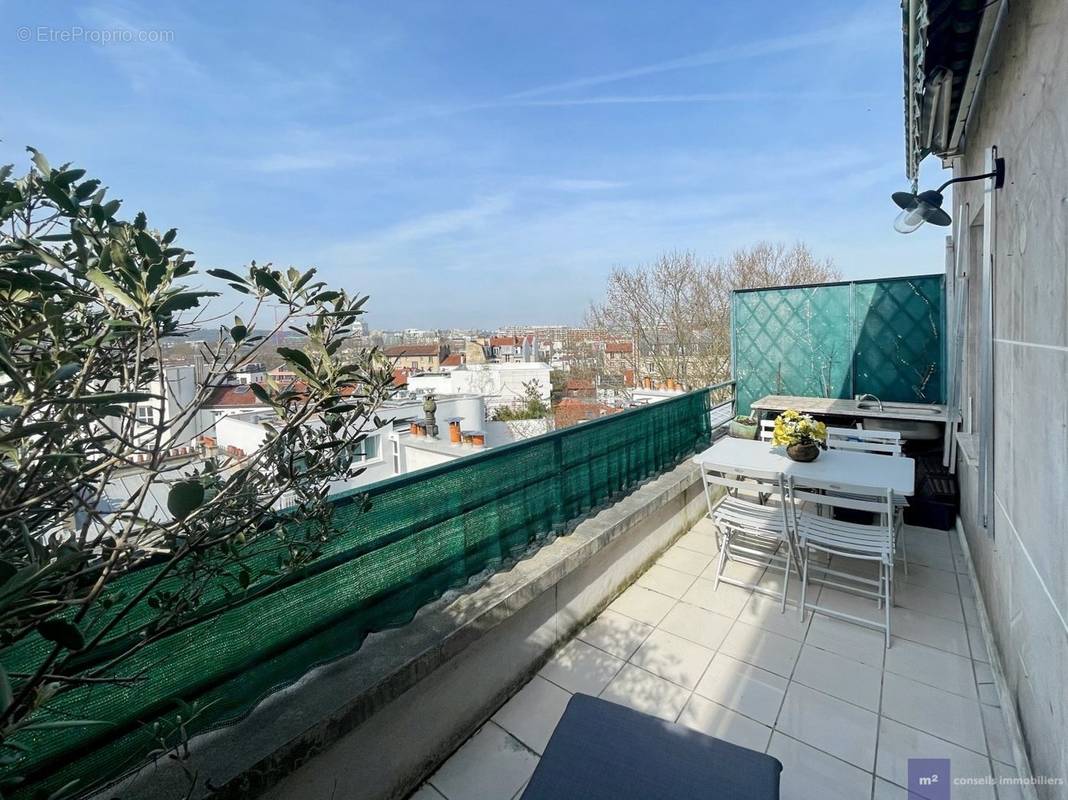 Appartement à ISSY-LES-MOULINEAUX