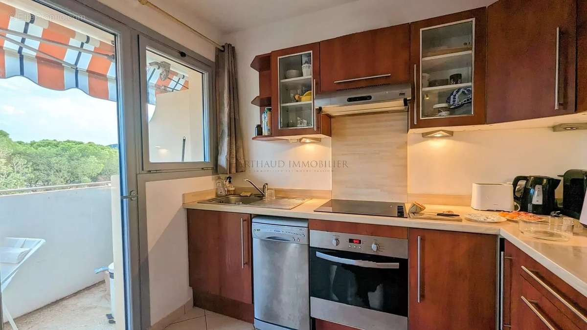 Appartement à MANDELIEU-LA-NAPOULE