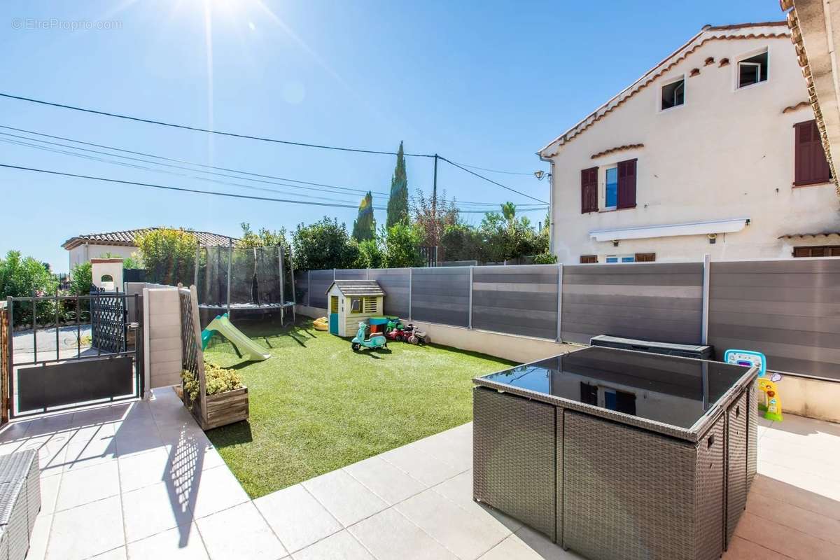 Appartement à CAGNES-SUR-MER