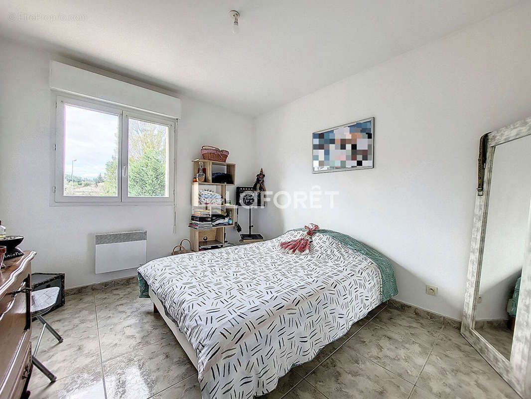 Appartement à SAINT-SATURNIN-LES-AVIGNON