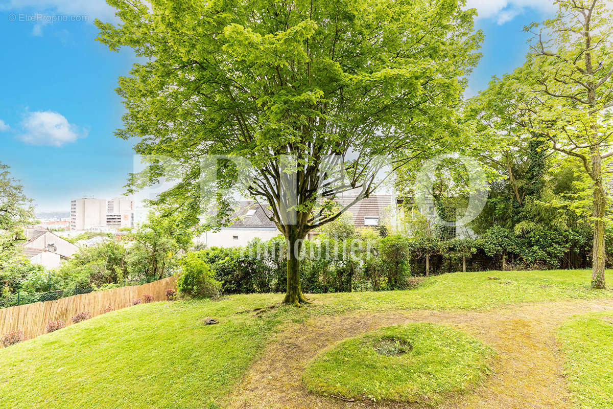 Appartement à FONTENAY-AUX-ROSES