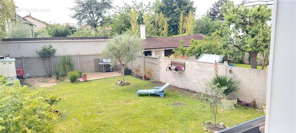 Maison à CHAMPIGNY-SUR-MARNE