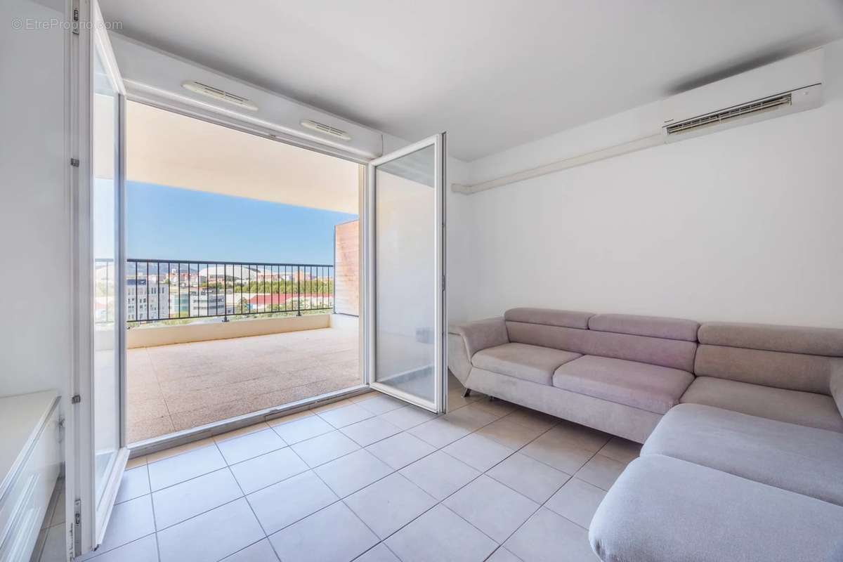 Appartement à MARSEILLE-10E