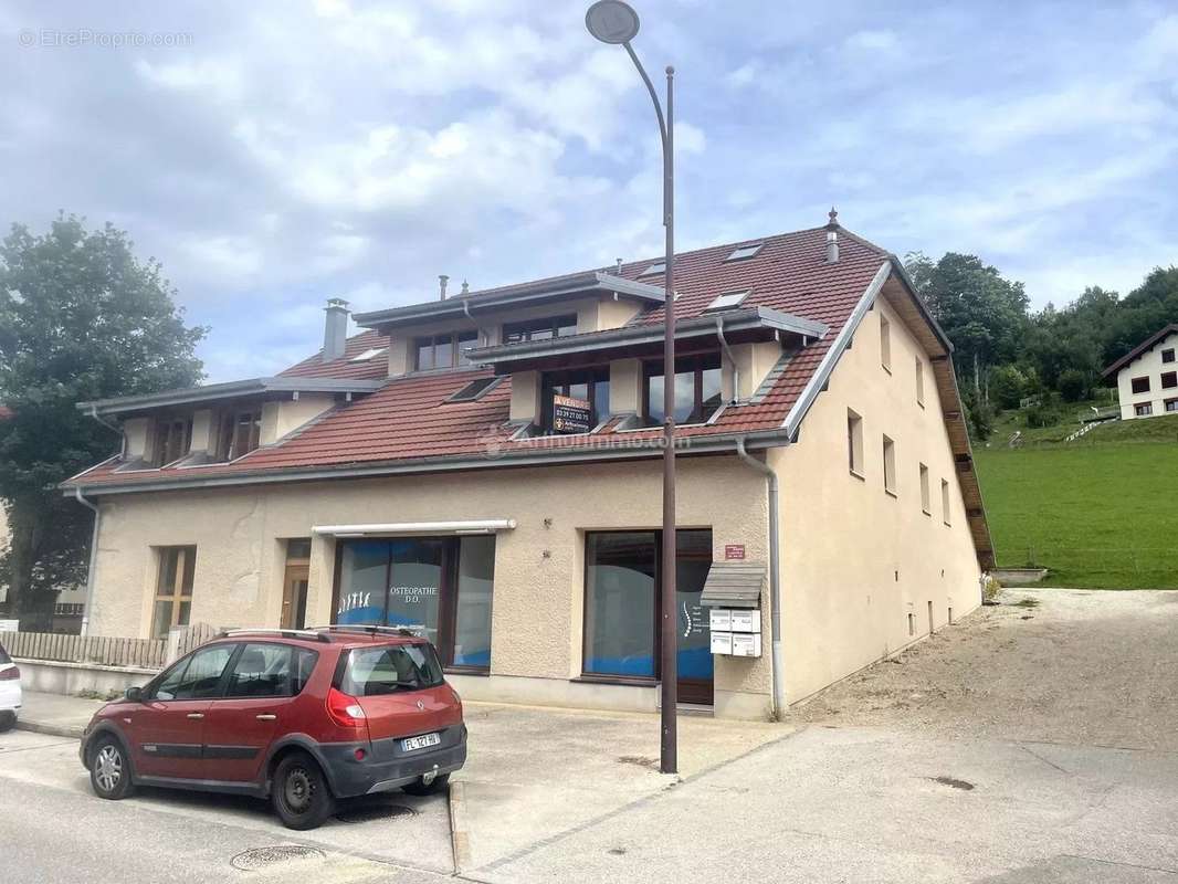 Appartement à LES HOPITAUX-NEUFS