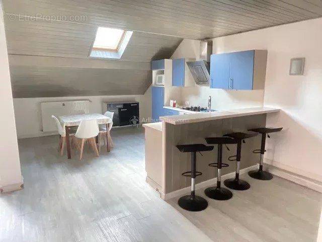 Appartement à LES HOPITAUX-NEUFS