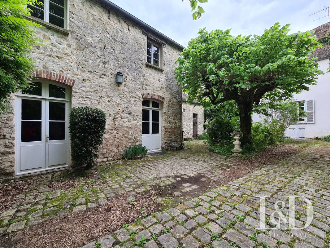 Maison à MILLY-LA-FORET