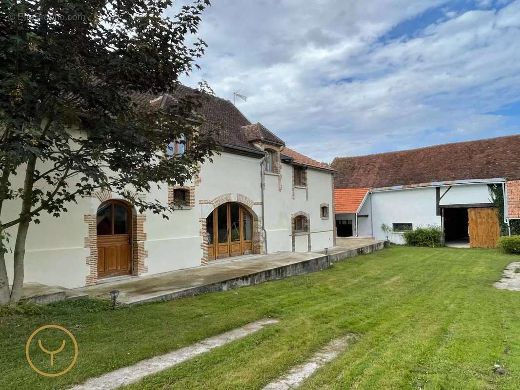 Maison à MERY-SUR-SEINE