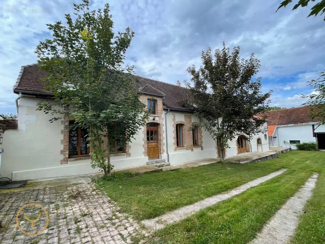 Maison à MERY-SUR-SEINE