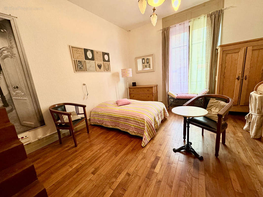 Appartement à LUXEUIL-LES-BAINS