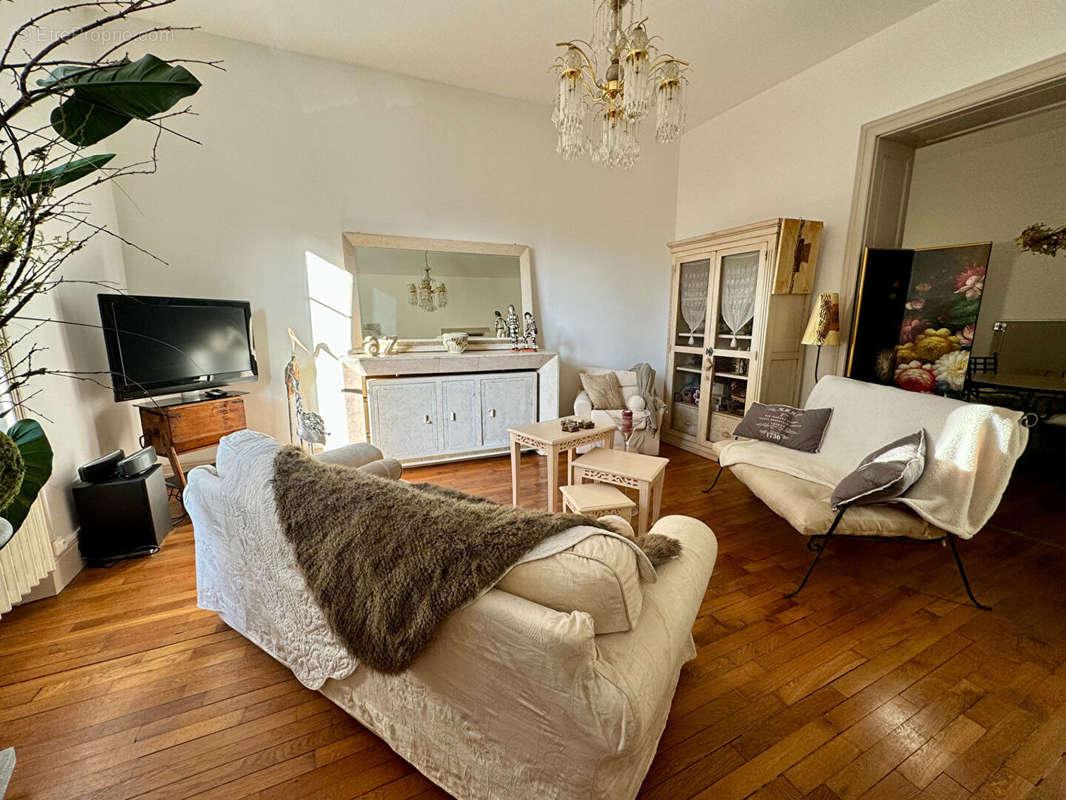 Appartement à LUXEUIL-LES-BAINS