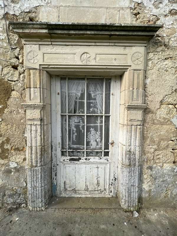 Maison à SAINTES