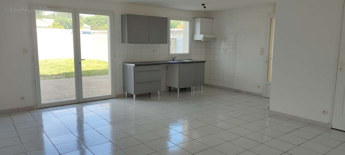 Appartement à BUSSAC-SUR-CHARENTE