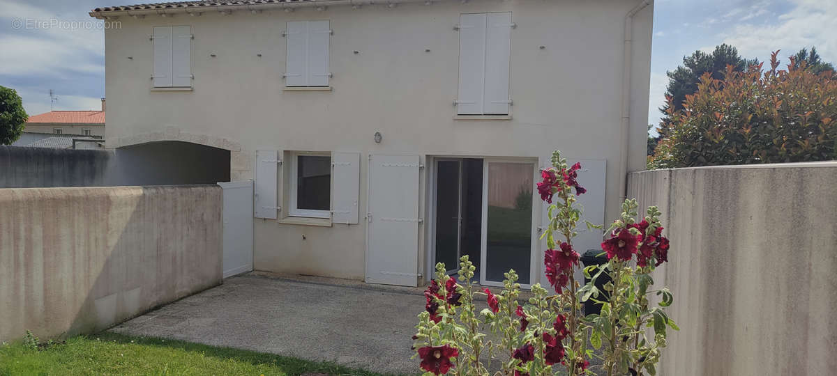 Appartement à BUSSAC-SUR-CHARENTE