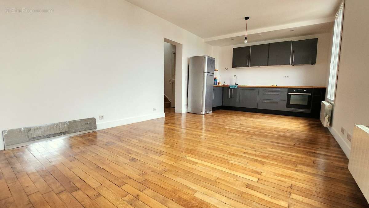 Appartement à MAISONS-ALFORT