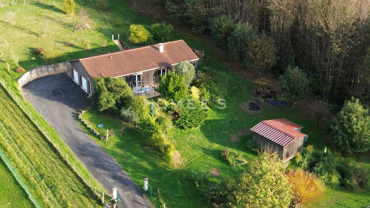 Maison à MARCILLAC-SAINT-QUENTIN