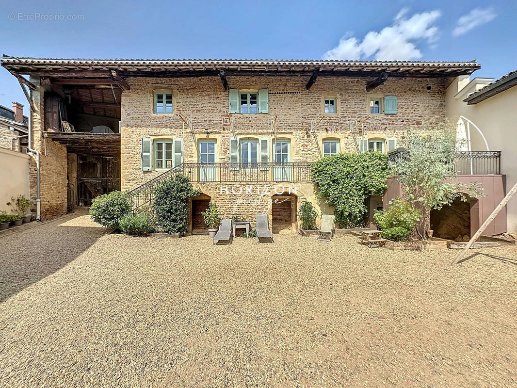 Maison à CORCELLES-EN-BEAUJOLAIS