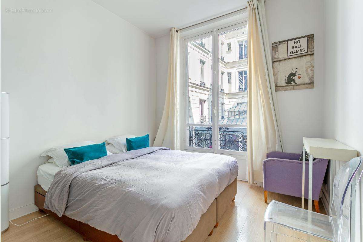 Appartement à PARIS-9E