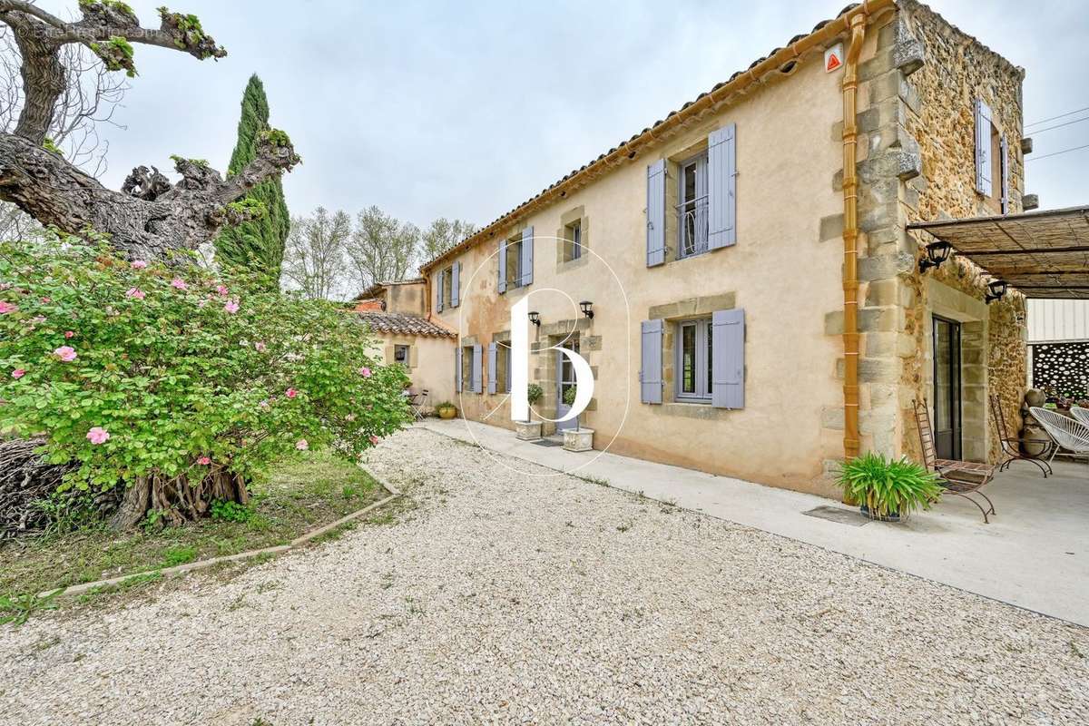 Maison à UZES