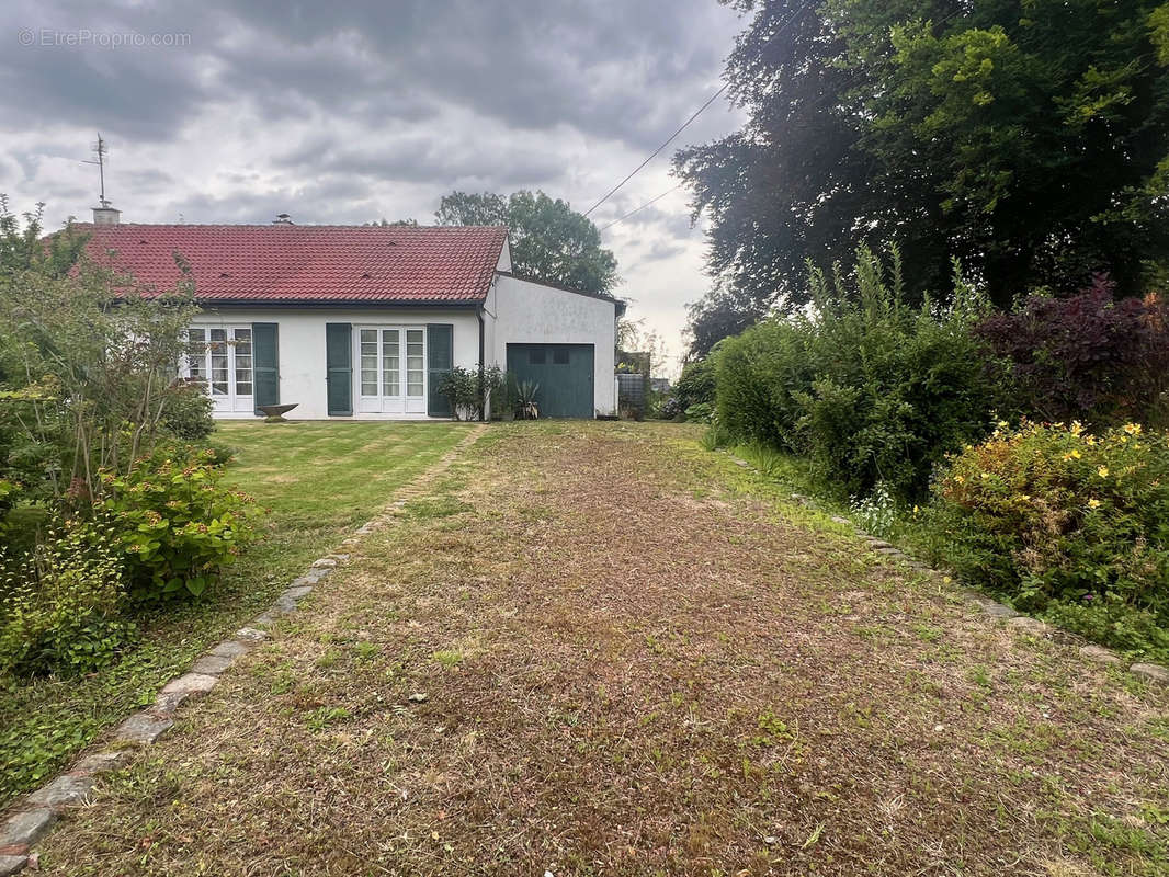 Maison à SAINT-SYLVESTRE-CAPPEL