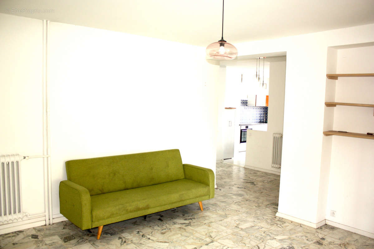 Appartement à MARSEILLE-8E