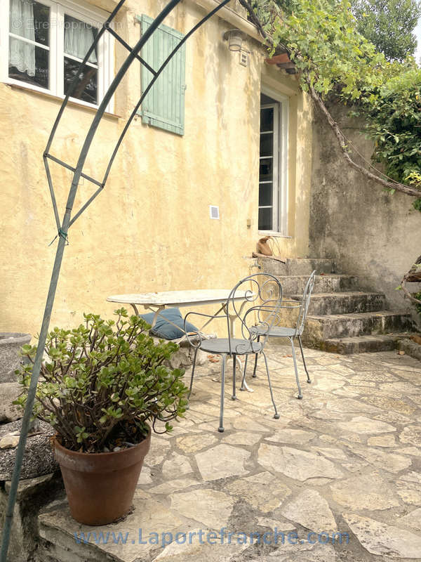 Maison à CAGNES-SUR-MER