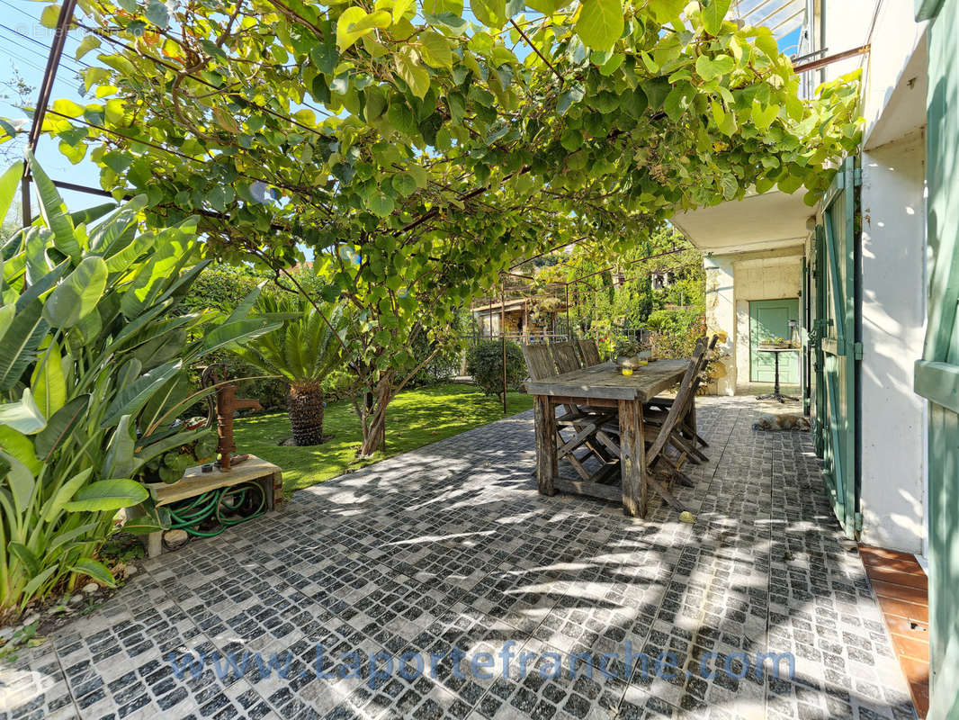 Maison à CAGNES-SUR-MER