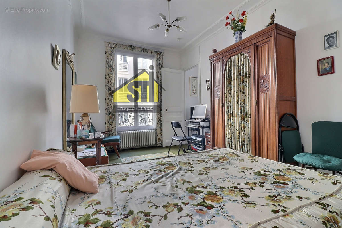 Appartement à PARIS-15E