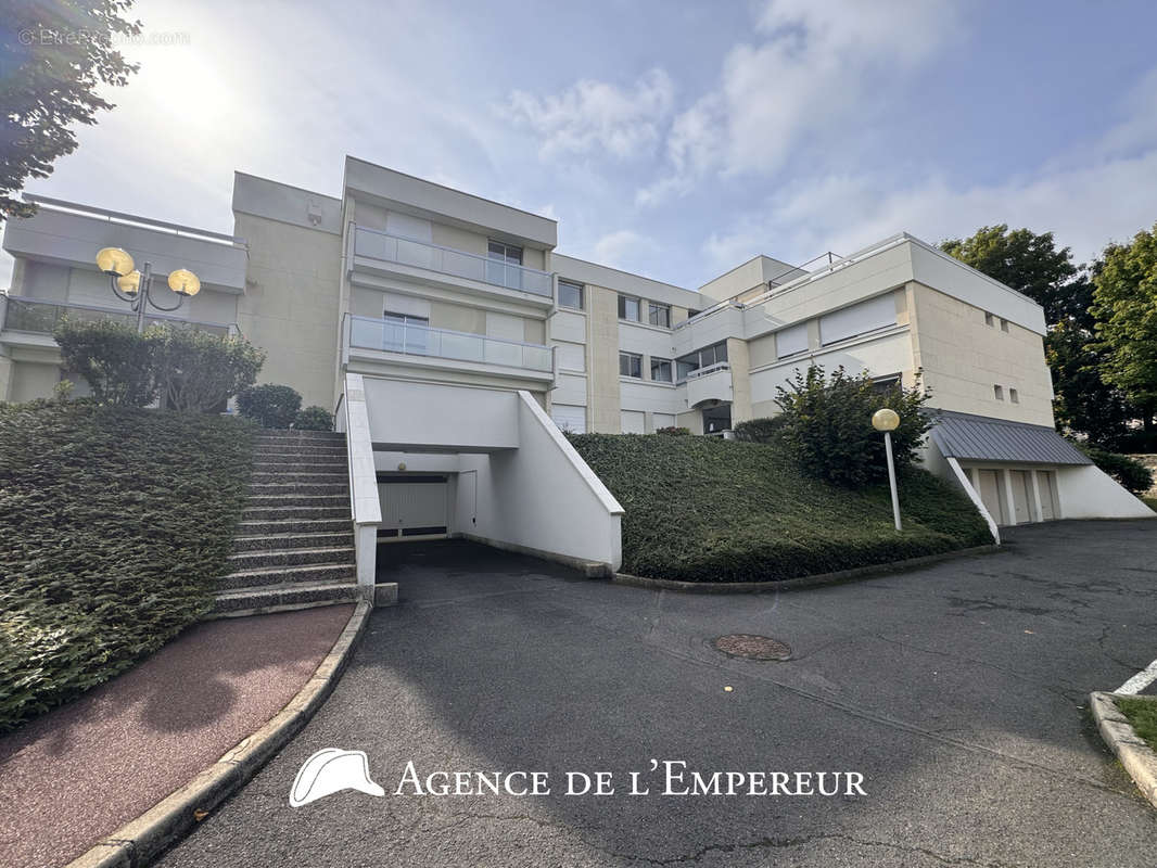 Appartement à RUEIL-MALMAISON