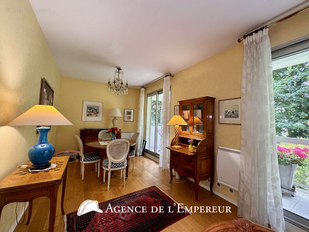 Appartement à RUEIL-MALMAISON