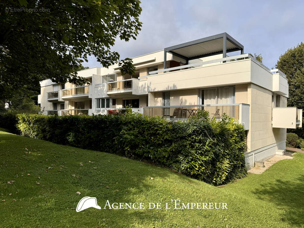 Appartement à RUEIL-MALMAISON